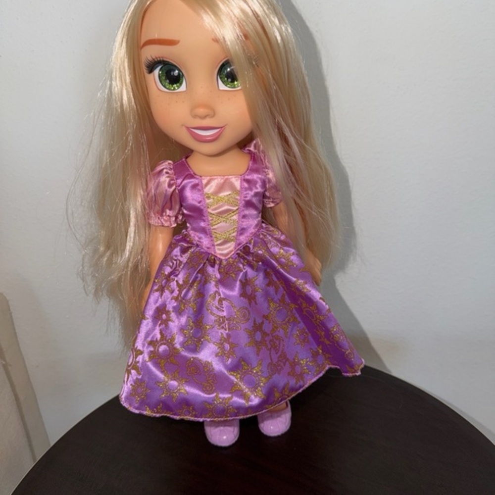 Disney Rapunzel Doll in Pink and Gold Dress